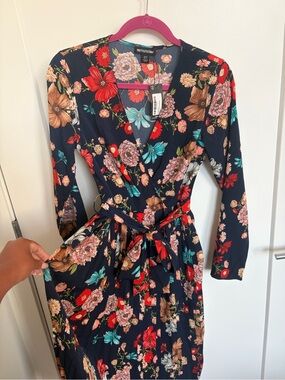 pretty little thing long sleeve wrap dress Black boohoo plus balloon sleeve wrap dress